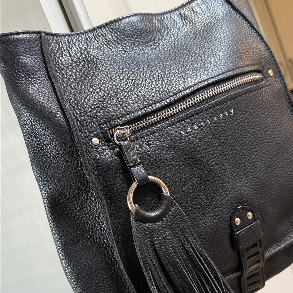 Black Leather Shoulder Bag - Picture 15 of 17